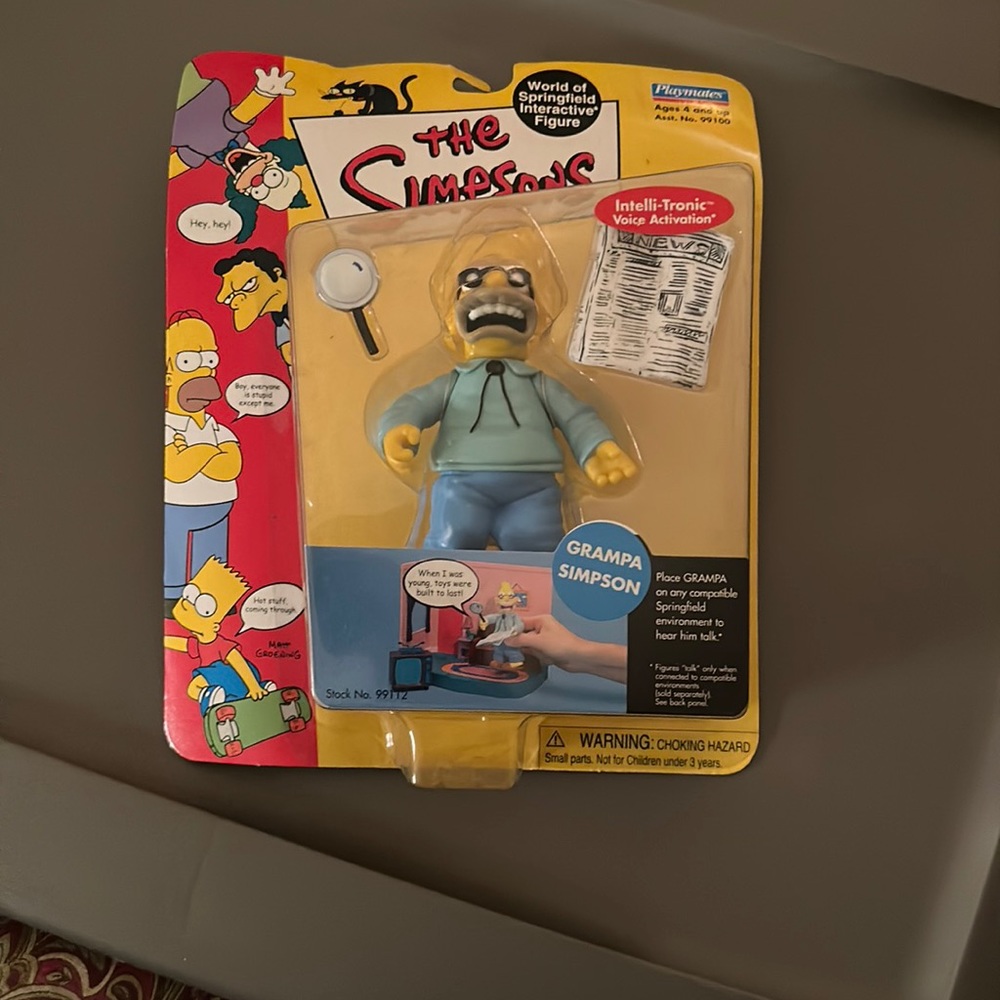 The Simpsons world of Springfield interactive figures